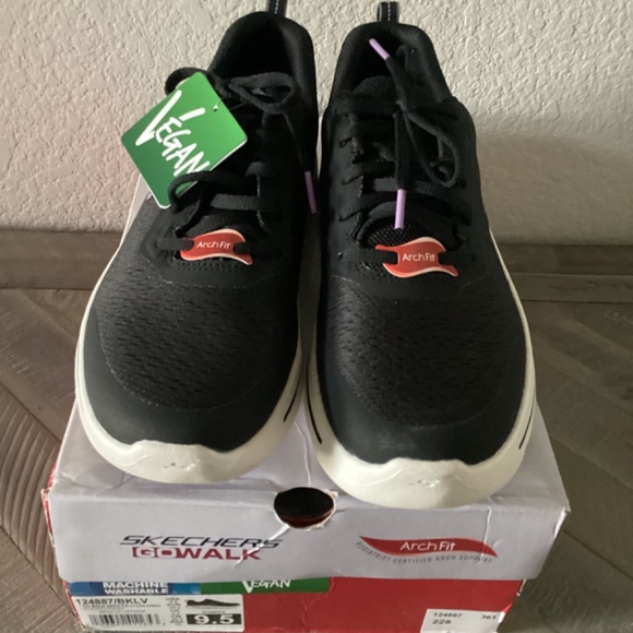 SKECHERS Women's Go Walk Arch Fit - Uptown Summer Casual Sneakers, size … - Picture 2 of 9